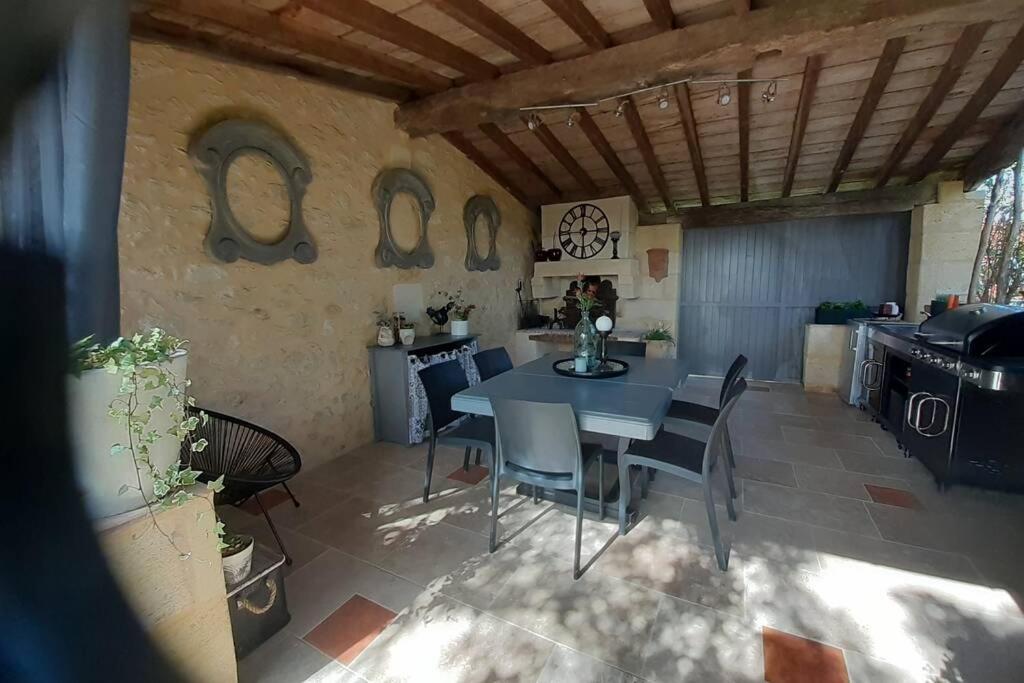 Wine Garden Villa Gardegan-et-Tourtirac Екстериор снимка